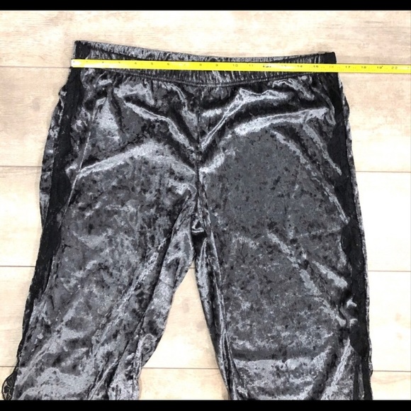 NWOT Nanette Lepore 2 Piece Pyjama - Picture 6 of 8